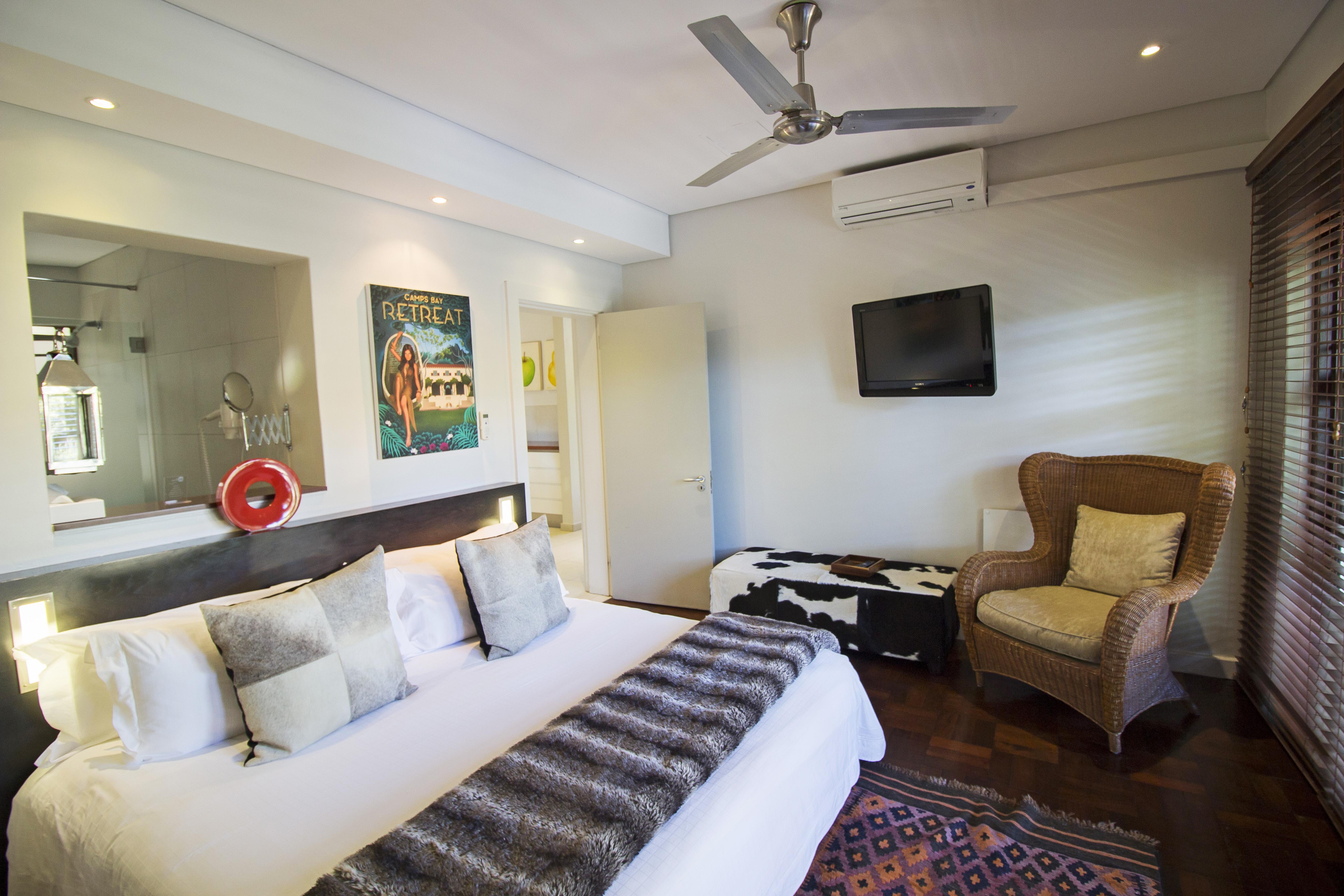 Camps Bay Retreat Hotel Cape Town Exterior photo